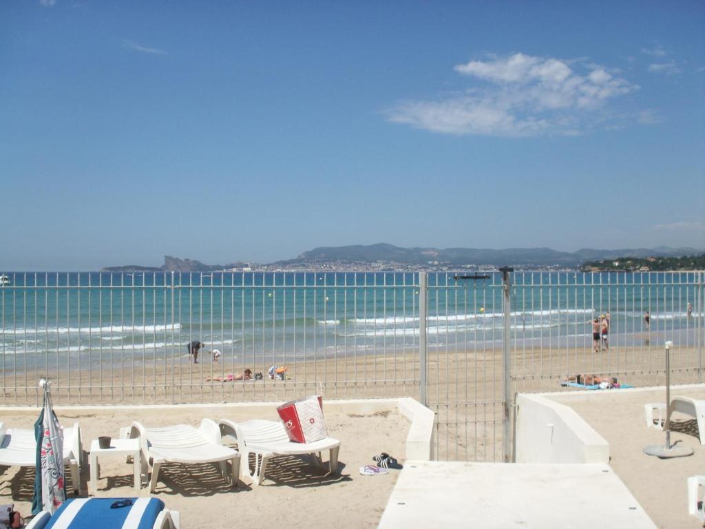 Au Tapis De Sable
